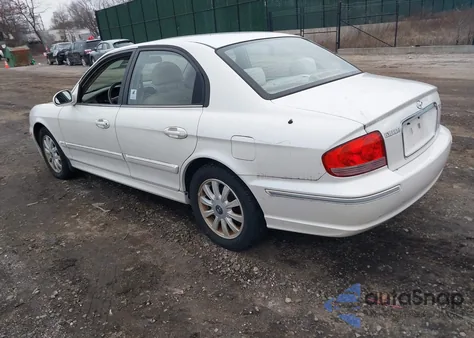 2003 Hyundai Sonata Gls/Lx from USA, damaged, VIN KMHWF35H33A907344